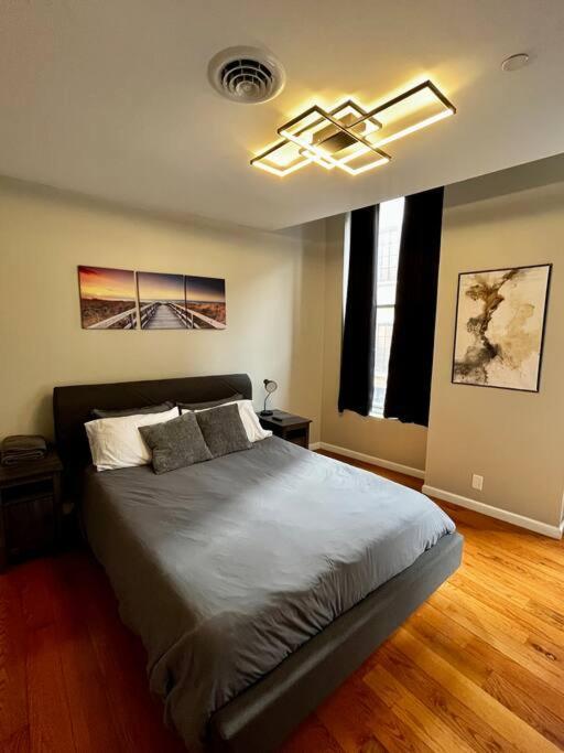 Downtown Albany 2 Bedroom + Workstation @ The Mark Exterior photo